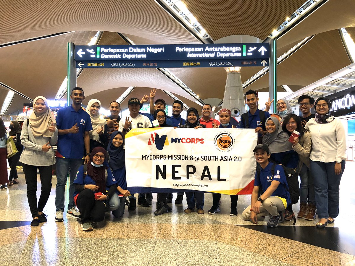 mycorpsofficial's tweet photo. [MYCORPS MISSION 8 @ SOUTH ASIA]

We bid farewell to Team Nepal 🇳🇵

Team Nepal will be separated into two teams and they will be located at Kailali and Parsa respectively.

See you in two months. Take care and make Malaysia proud!

#MyCorps #ChangingLives #YouthPower https://t.co/XBbcIvOmzJ