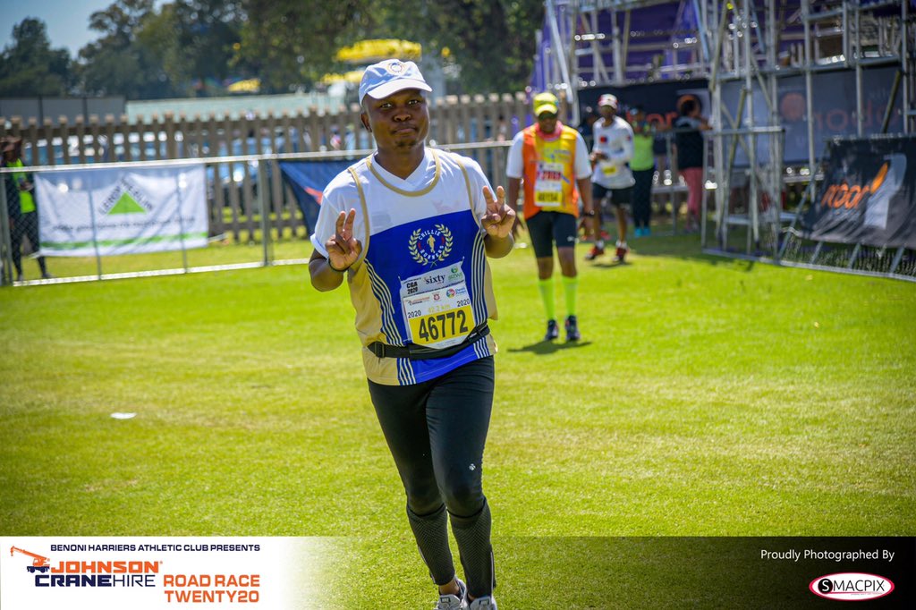 _simplysim's tweet photo. A happy runner. First marathon in 20Plenty. #JohnsonCraneMarathon #ChilliRunners 🏅🏃🏾‍♂️🌶😅 https://t.co/h9Bcbzxvxg
