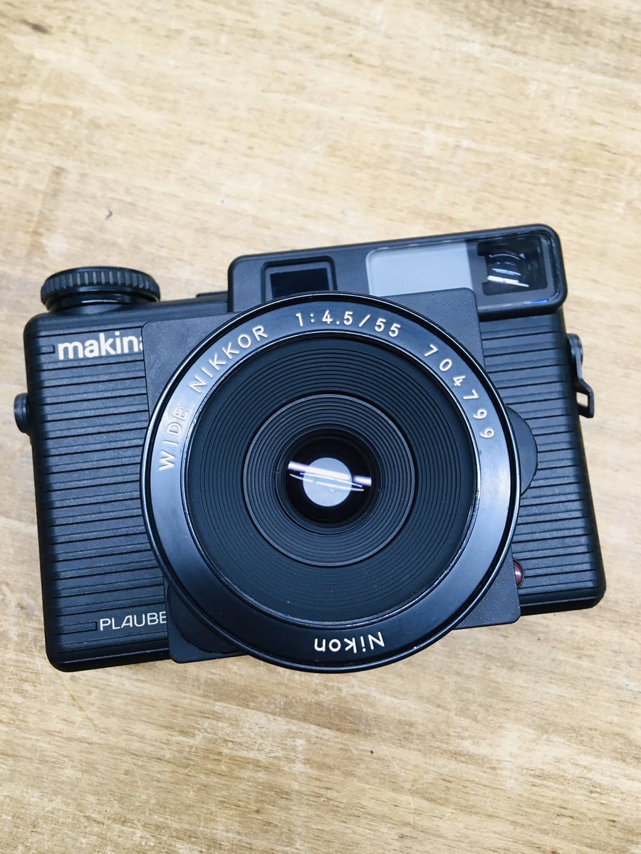 tokyocamera1st's tweet photo. 【入荷速報】
PLAUBEL makina W67 オーバーホール済み
#フィルムカメラ #plaubel #makina #w67 https://t.co/VwDUpQJTs4