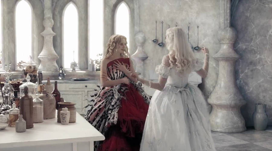 [re-watch]alice in wonderland (2010)★★★directed by tim burtoncinematography by dariusz wolski