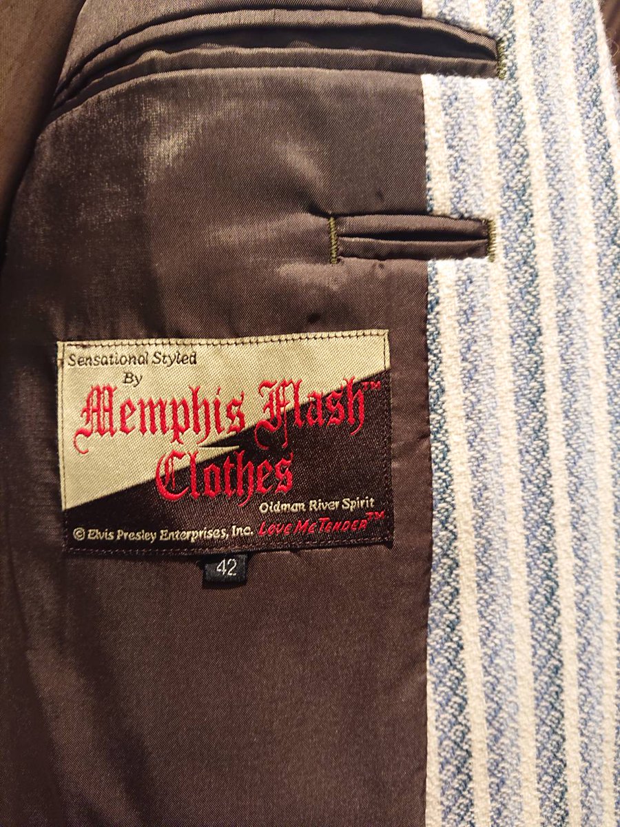 YosukeFunabashi's tweet photo. Memphis Flash One Link Button Jacket!
#706union
#50sstyleclothing
#elvispresley
#elvis1956
#hollywood
#memphisflash
#madeinjapan
#下北沢 https://t.co/ZN0hEp84oK