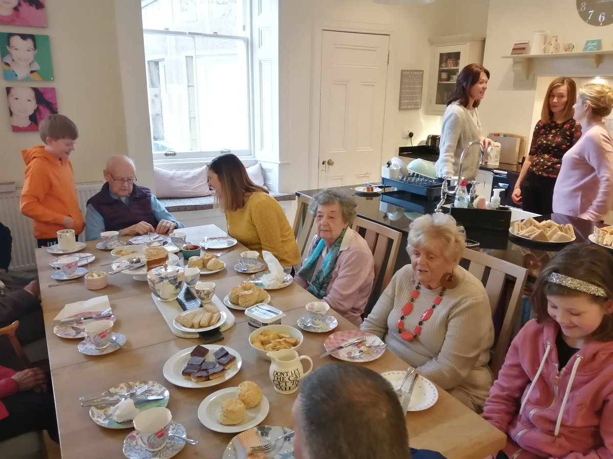 mawdsley184's tweet photo. @ReengageinScot Remembering dance halls and theatres long gone. A budding young magician. An MSP to spread the word. Lots of laughter, tea and delicious cake/scones. Ideal Sunday afternoon @reengageuk @JBalfourMSP #BringingGenerationsTogether https://t.co/xtiVNM4Tnv