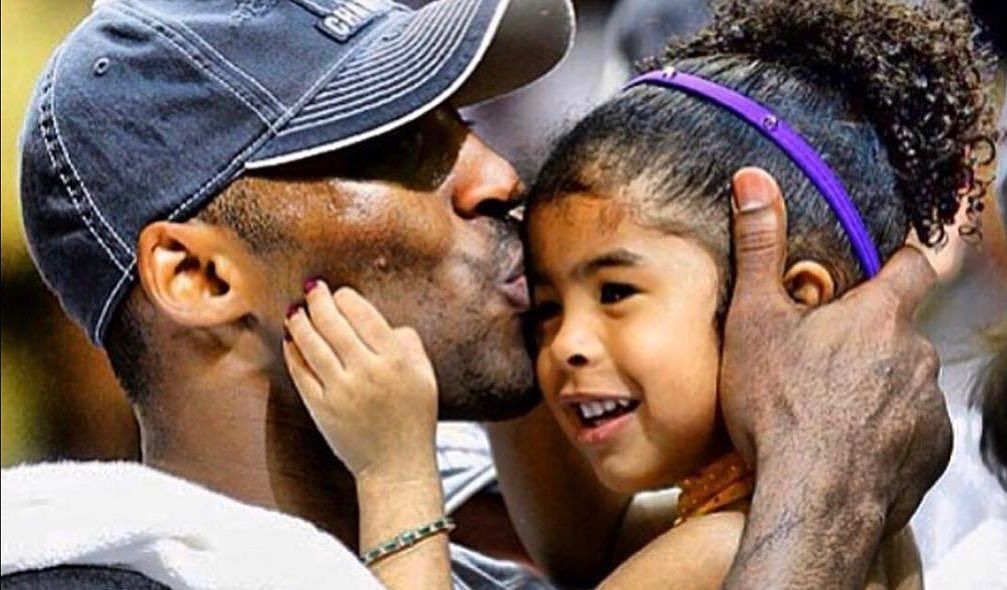 bloggingbucket's tweet photo. Shocked and saddened to hear about #KobeBryant and his daughter #Gianna. Rest in peace Kobe Bryant one of the greatest basketball players of all-time and his daughter Gianna. #Blogbucket sending love and prayers to them.🙏
#ripkobe #nba #basketball #gold #kobe https://t.co/HttDpCebwB