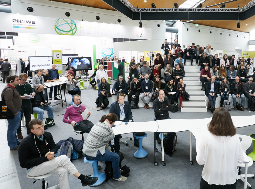 aixconcept's tweet photo. Morgen beginnt die #Learntec in Karlsruhe. #Aixconcept freut sich auf Ihren Besuch am Stand i70, wo wir #MNSproCloud live vom 28.-30.1. präsentieren. Bis Morgen! (Foto (c)Messe Karlsruhe/Behrendt und Rausch) https://t.co/7TFHZP5q9s