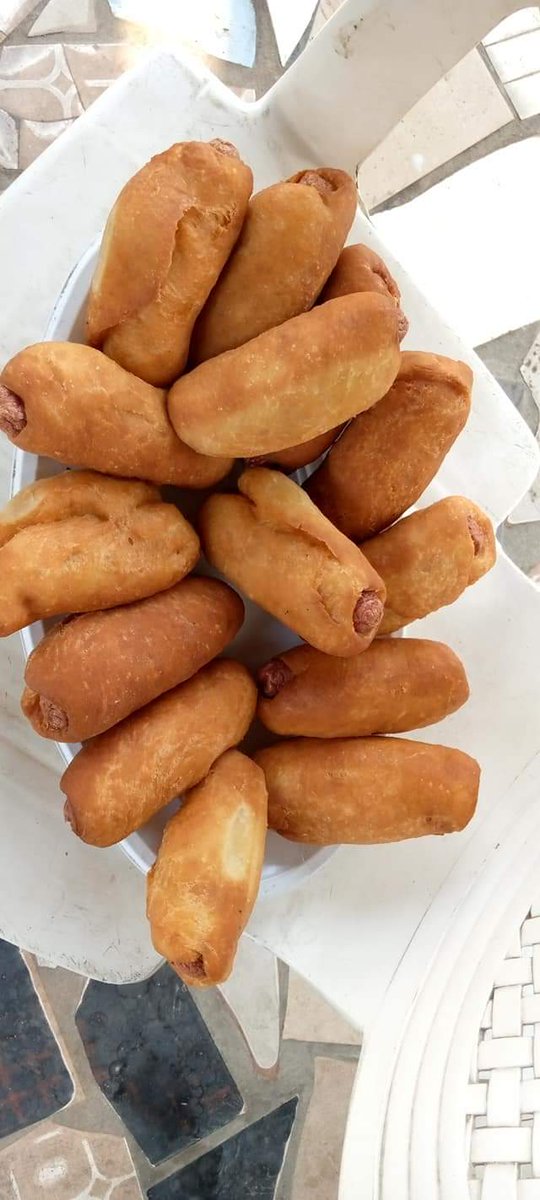 shopnerrands's tweet photo. Breakfast or lunch.
This is my mom's hustle. Please support and help retweet if you come across this on your TL.
I'd love to grow her food biz, she's been doing this for over 30years.
Donuts or Rolls for #breakfast/ur #kidslunchpacks
Call:08170071176 to order.
#blessdtwitss https://t.co/Sf4NFOgkec
