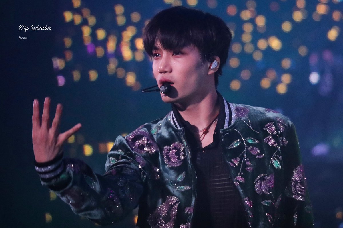 MyWonder88's tweet photo. 191231 EXplOration dot

𝙂𝙤𝙙

#카이 #KAI #EXO  #엑소카이 #종인 https://t.co/dSxTtaSvRZ
