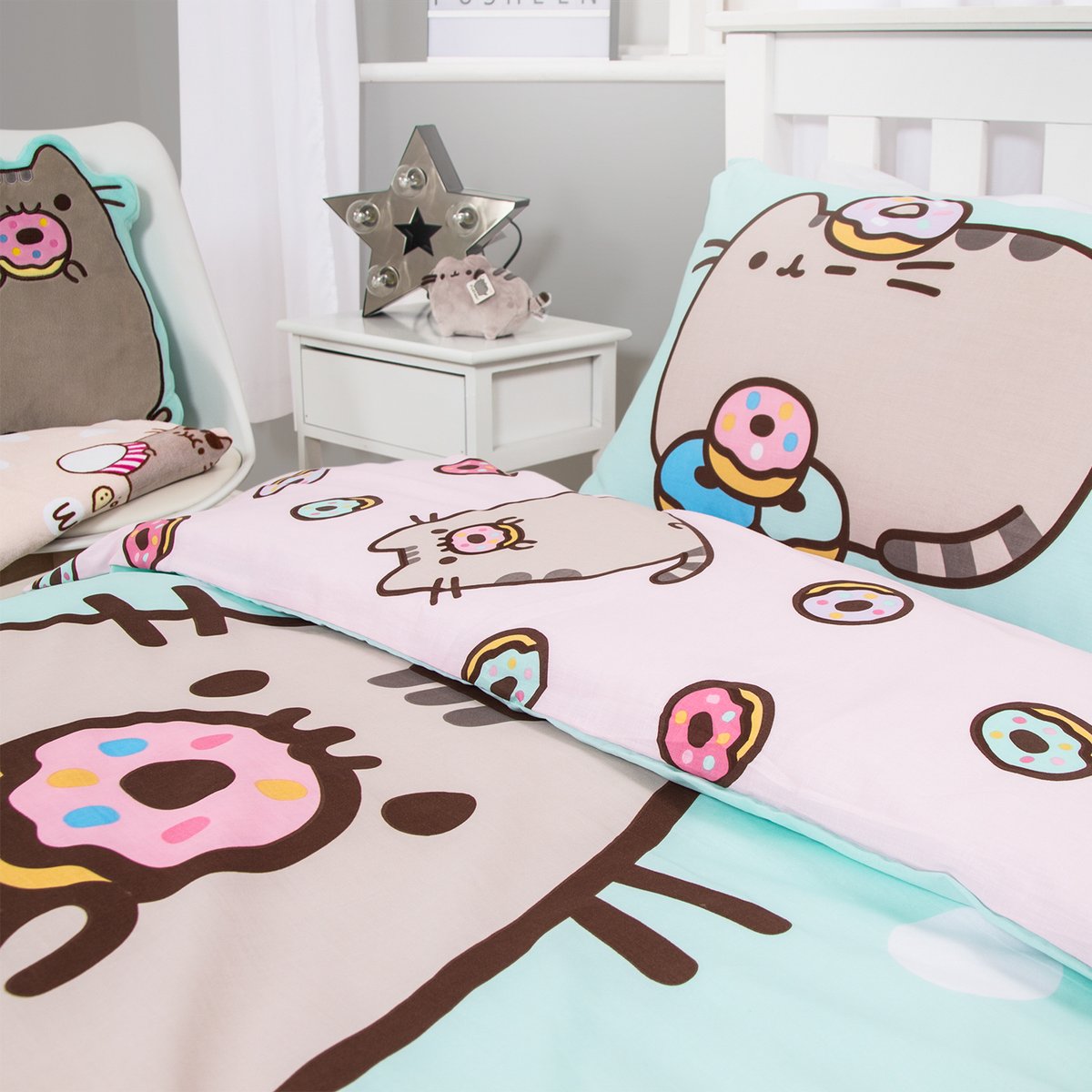 Character World Brands tweet media