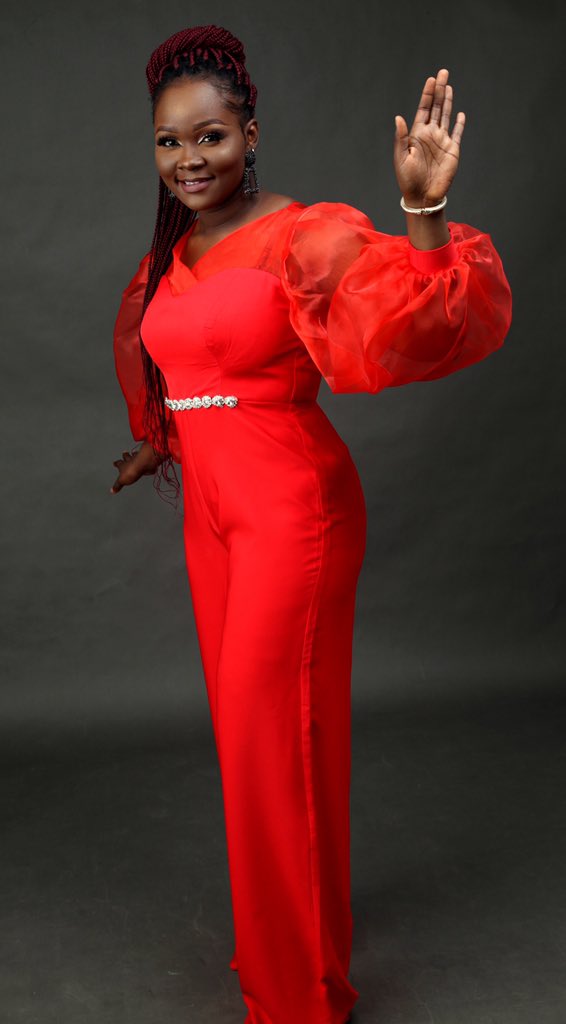 stephmaiye's tweet photo. Our premium jumpsuit
Fit for Wedding guests
Fit for CEO’s (we can take out the accessories )
Fit for extra slayers like me who can just show up for a random event in this😁
Price=16k
Uncles Valentine is at ya door,surprise ya boo https://t.co/TY5e73QDp3