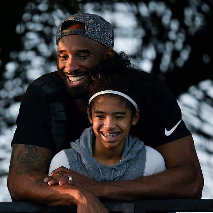 itsnanash's tweet photo. Rest in peace Legend 💔😭🙏
#RIPMamba #MambaOut #BlackMamba https://t.co/Jal3QqPy7w