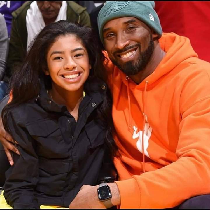 itsnanash's tweet photo. Rest in peace Legend 💔😭🙏
#RIPMamba #MambaOut #BlackMamba https://t.co/Jal3QqPy7w