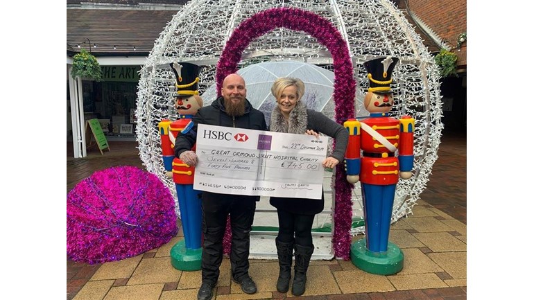 Nicola, Orchards Manager, &amp; Pagoda's Daren are beating their fears to raise funds for St. Catherine’s Hospice on Sun 3 May with Go Sky Dive in Salisbury, ahead of FUN DAY on Saturday 16th June PLEASE donate now at bit.ly/2RseU4a to help them!