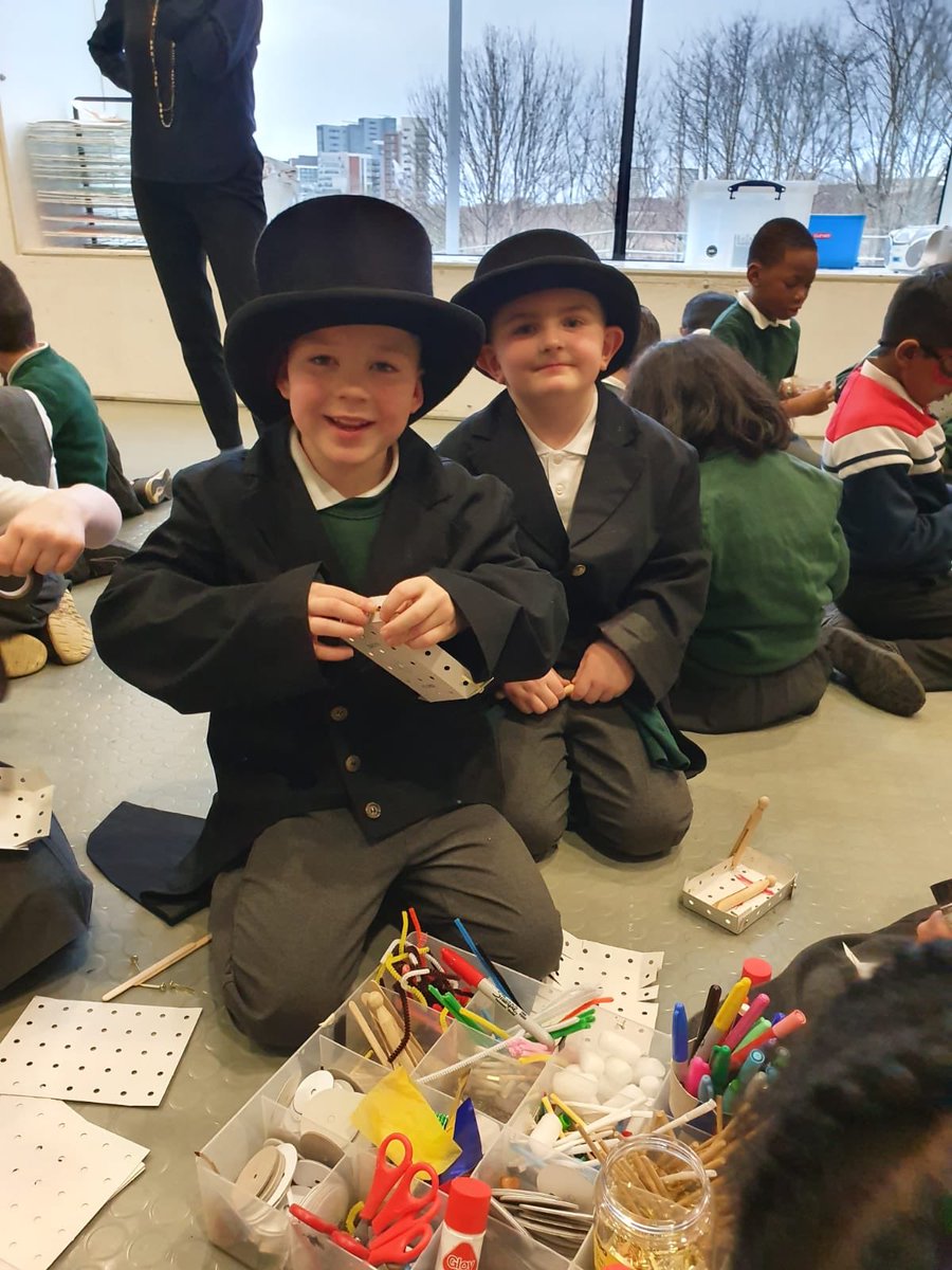 stpatrickspri's tweet photo. On Wednesday the Primary 3 students travelled to the Transport museum as part of their IDL topic. #inderdisciplinarylearning #mylocalarea #travelandtransport https://t.co/PZD0XQ1BQJ
