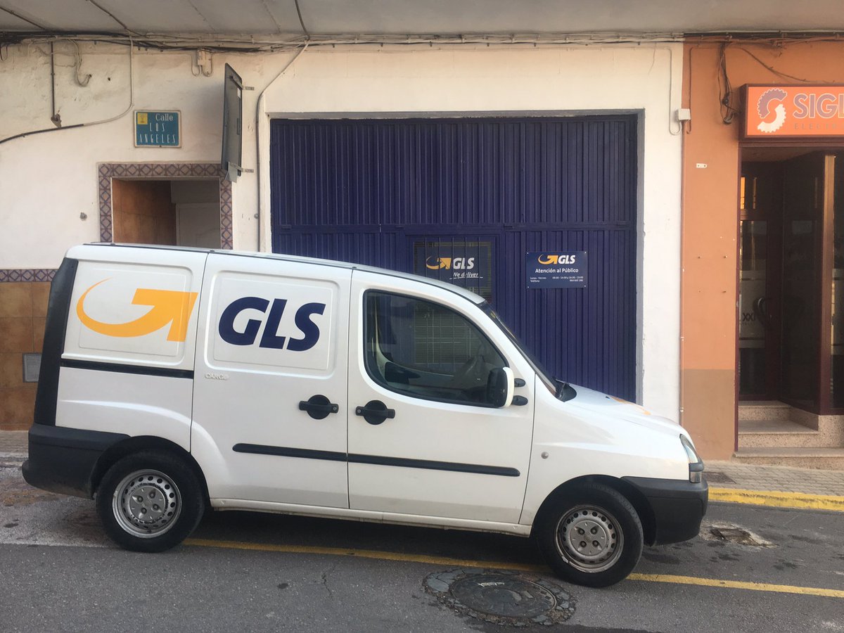 elshelerg's tweet photo. Comenzamos nuestro #Driverday con la agencia 120 Vall d’Uixó!! A por los 10h con buen ánimo!! 👏🏻👏🏻😉 https://t.co/teSxwTSvPD