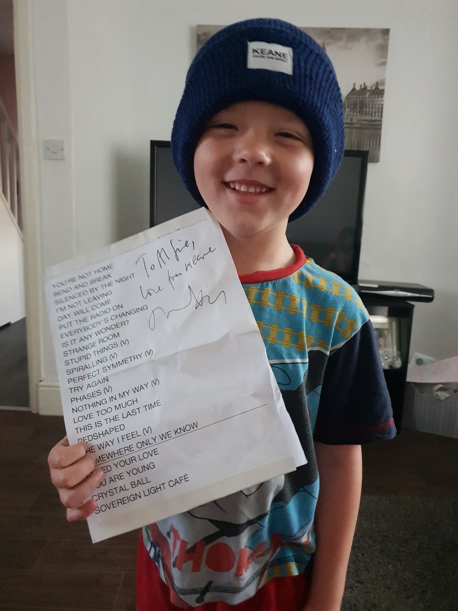 NicolaJohnson4's tweet photo. @keaneofficial @Mouth_Tyne_Fest @ScarboroughOAT My 6 year old has been jumping about the house all morning. I promised him after he got his signed set list from city hall I would bring him next time you were here. @Richard_H @tomchaplin https://t.co/WYrlAWj0wz