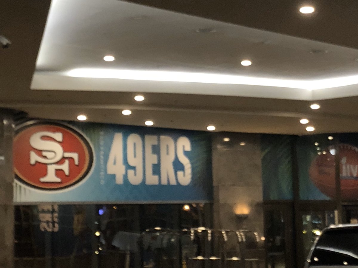 JoeFonzi's tweet photo. All quiet at 49er hotel tonight, but the graphics have to make them feel welcome. https://t.co/DmTHTqLkFJ