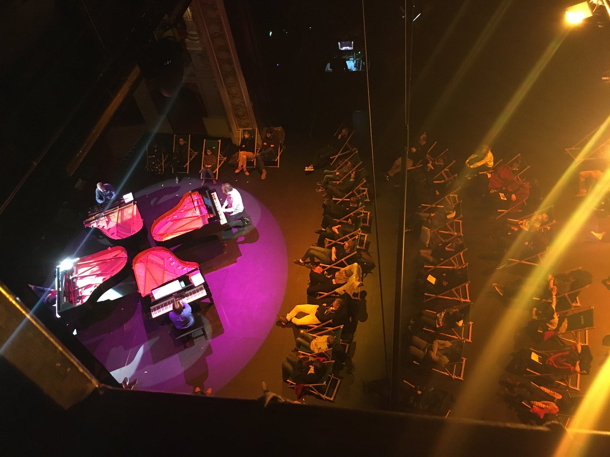 OperadeRennes's tweet photo. 🎹 Retour sur le Festival #AutresMesures qui s'est déroulé hier dans notre maison et durant lequel 4 pianistes jouaient les œuvres de Julius Eastman pour un public installé dans des transats sur notre plateau 🔆
#Rennes #Opera https://t.co/SZ2ov3kLB7