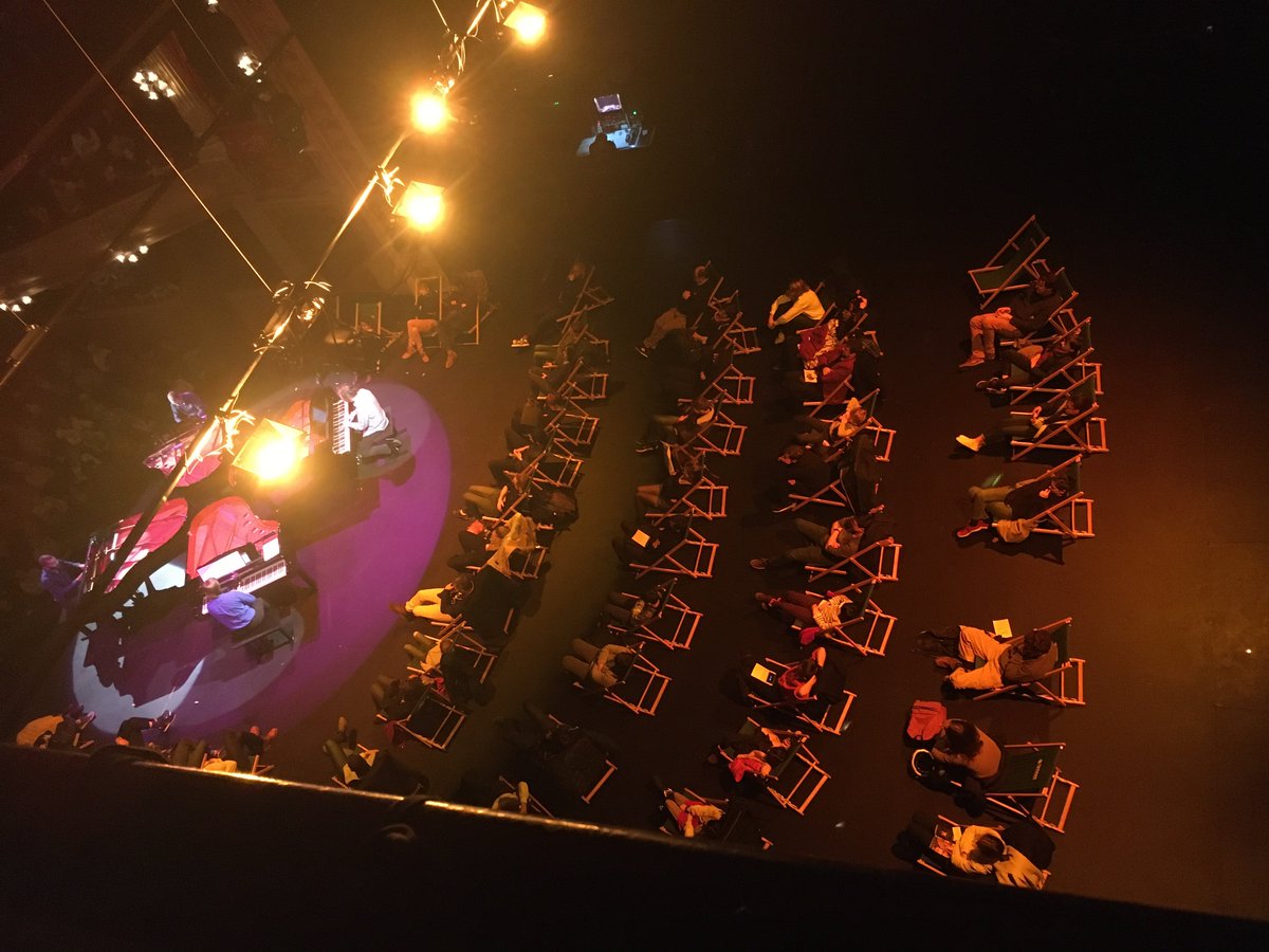 OperadeRennes's tweet photo. 🎹 Retour sur le Festival #AutresMesures qui s'est déroulé hier dans notre maison et durant lequel 4 pianistes jouaient les œuvres de Julius Eastman pour un public installé dans des transats sur notre plateau 🔆
#Rennes #Opera https://t.co/SZ2ov3kLB7
