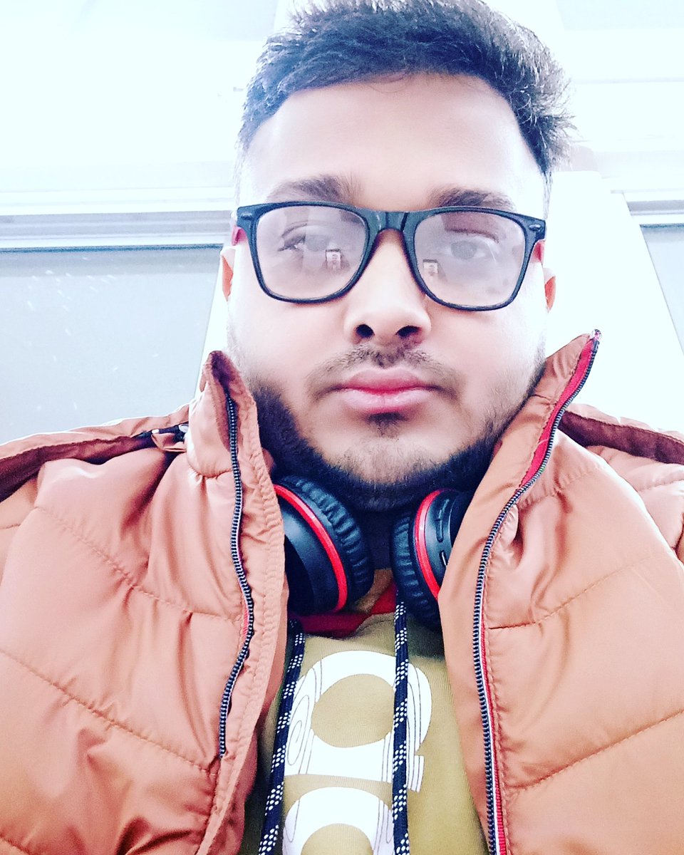 its time fr.  visit in Utrakhand.. 
i lv hills and its weather.. 
because i m born.. in hills... lv it

jai hind..