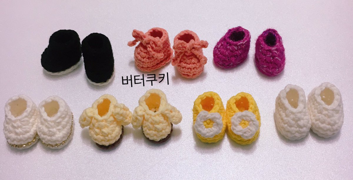 hy91kk's tweet photo. 🥳🥳800팔로워 넘었어욥😘😘

#rt이벤트 #뜨개신발
원하시는 디자인으로 두���께 보내드릴께요
사이즈는 15,20 선택가능하시고꙼̈
밑창있는 자립가능 신발입니다😘
당발은 2월3일에̆̎ 할께요🙏🏻
800 900 1000가즈아🙋🏻‍♀️🙋🏻‍♀️ https://t.co/sk46DveLbi