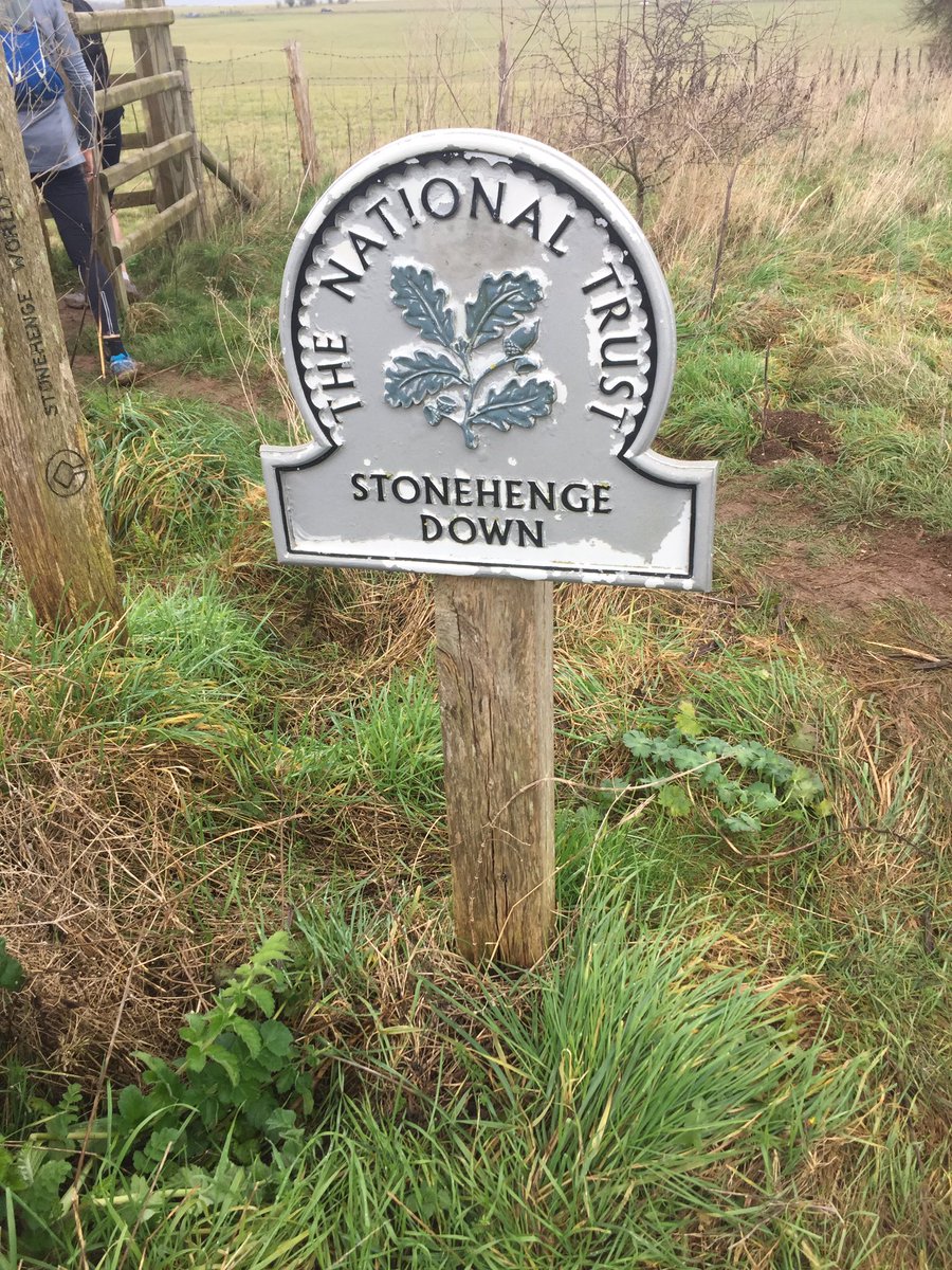 jd26point2's tweet photo. Glorious morning out in the Wiltshire countryside.... muddy, hilly 20k and a lovely view of those Stones. What a construction project! Tea and The Crown as reward. Perfect. https://t.co/HQuKRlWgvp