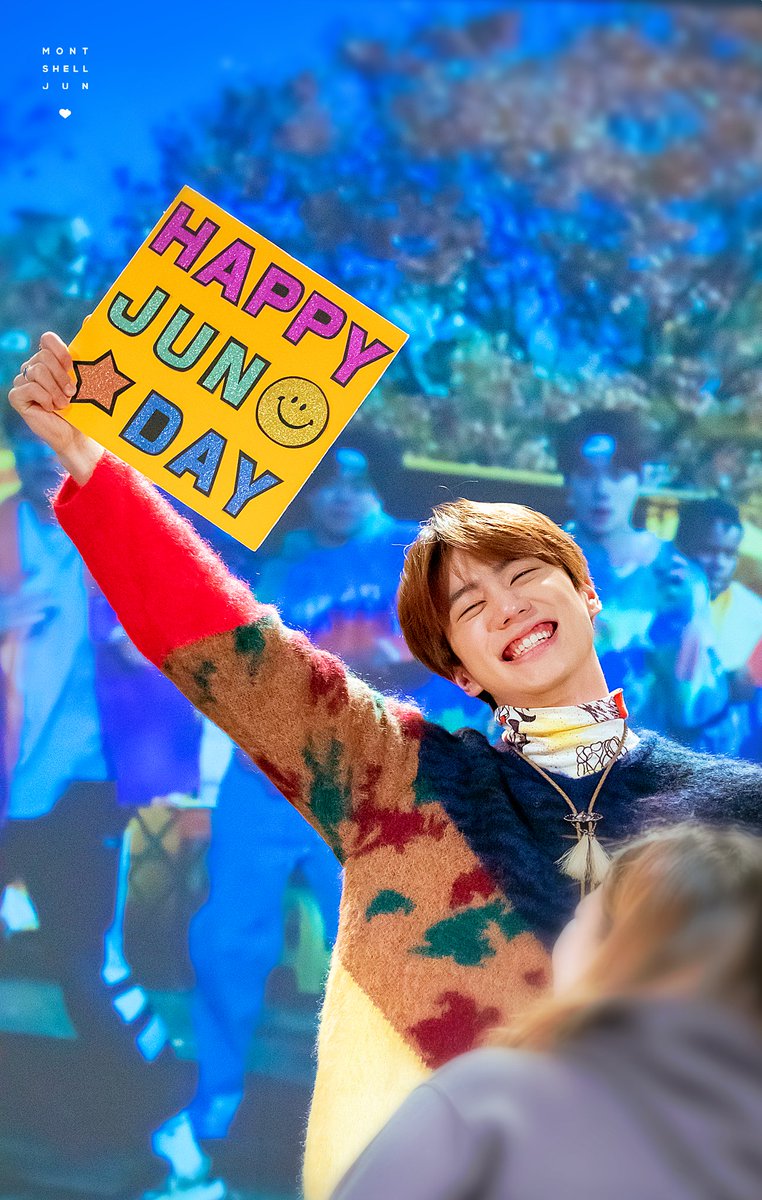 montshell_jun's tweet photo. [🍫20200122] 다이아몬드홀 사인회
BD&amp;Release 축하💕
#HappyJUNday 
#ukissjun #유키스준 #이준영 #준
#ComeAlive #ミニアルバム22
@1ee_Jun_Yxxng
@UKISS_Japan https://t.co/SIg5EUBAoe