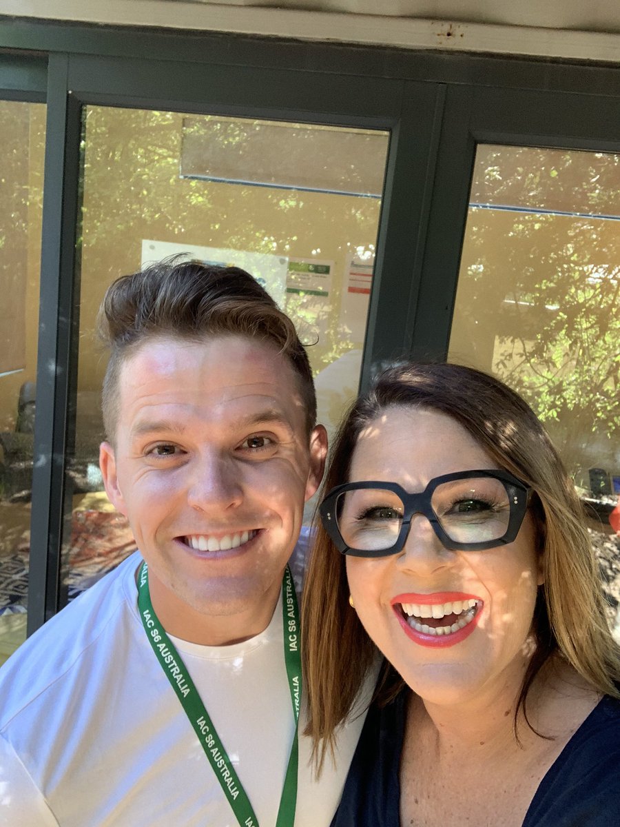 Julia Morris tweet media