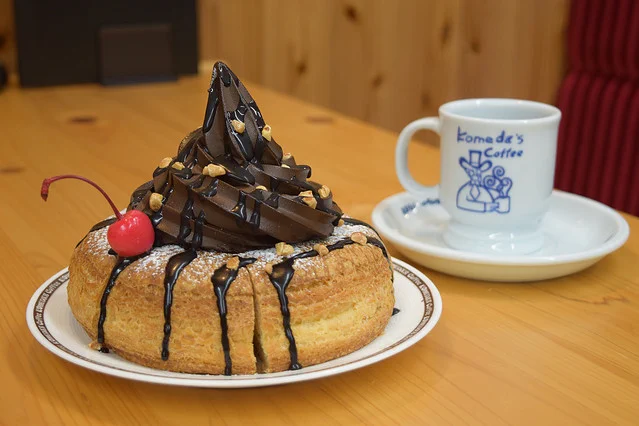 コメダ珈琲とゴディバがコラボした「ショコラシロノワール」がめちゃくちゃ美味しそう