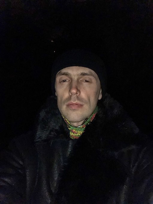 Last night went for a walk and looked like this https://t.co/xebtcYwCnT<a href="/tag/dollypartonchallenge"class="tags"><span>#dollypartonchallenge</span></a>