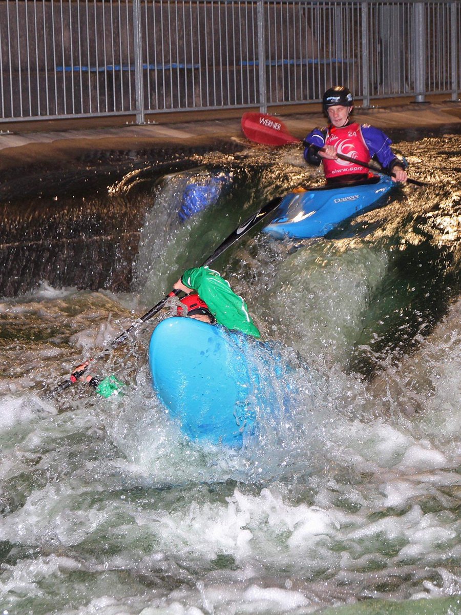 Humphr's tweet image. Sennah leading the juniors down the course on Friday Night at the @cardiffintww BoaterX.
.
@PyranhaKayaks @cardiffintww @CanoeWales #fastisfun #ripperUp