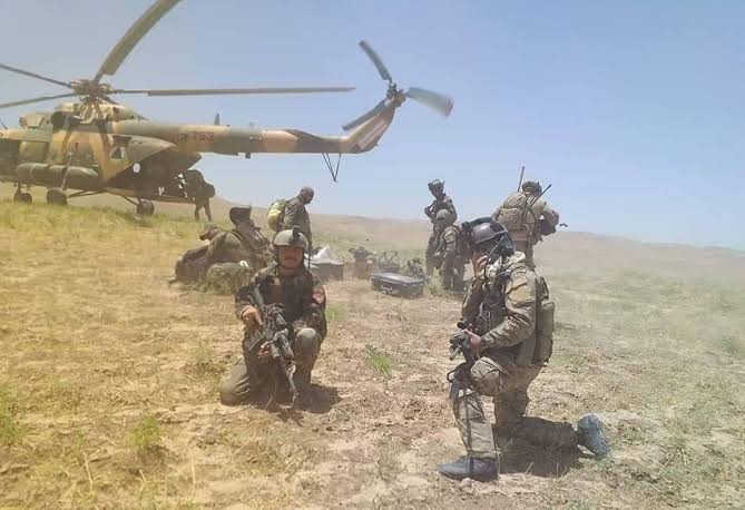 Shamshadnetwork's tweet photo. A key #Taliban commander was killed in clashes with Afghan forces in the Dasht-e-Laili area in #Jawzjan province on Sunday, army officials said in a statement. #Afghanistan https://t.co/rylhWxDzK7