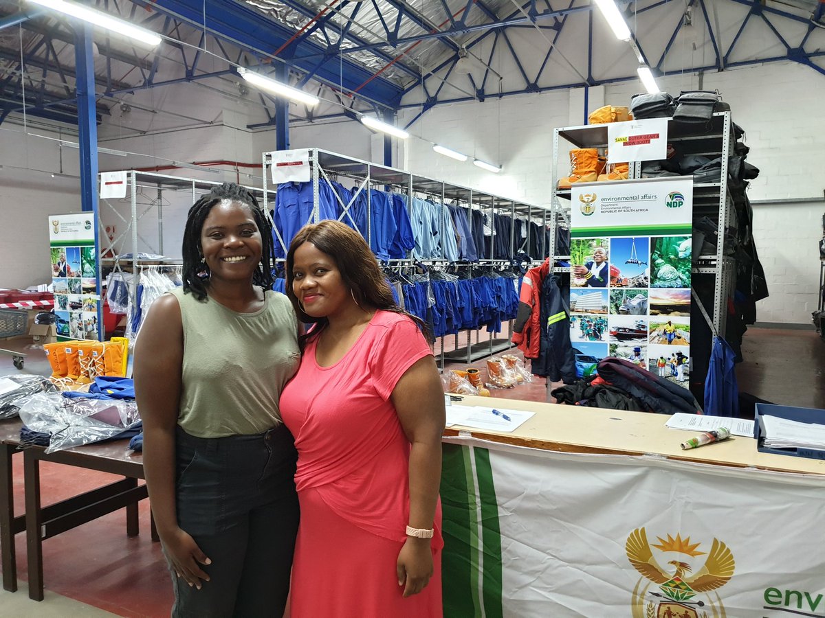 Antarcticlegacy's tweet photo. Rudzi @rudzi_slim our ambassador with Nompumelelo geting gear for AYCE
#SANAP @AntarcticCities
#AYCE https://t.co/XKu84TrRQN
