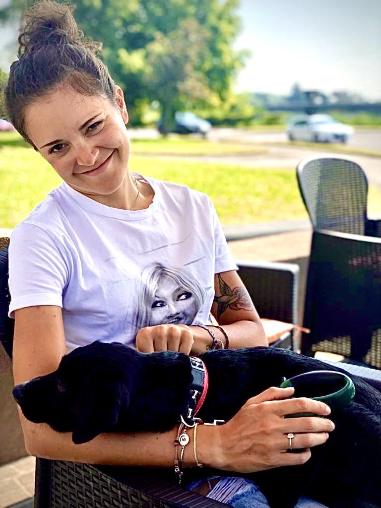 SorayaPaladin's tweet photo. Easy day vibes 🤪☀️🦇 #relax #trainhard #restharder #sunnyday #restday #mondaymotivation #coffeholic #goodmorning https://t.co/eO1RPjq7vl