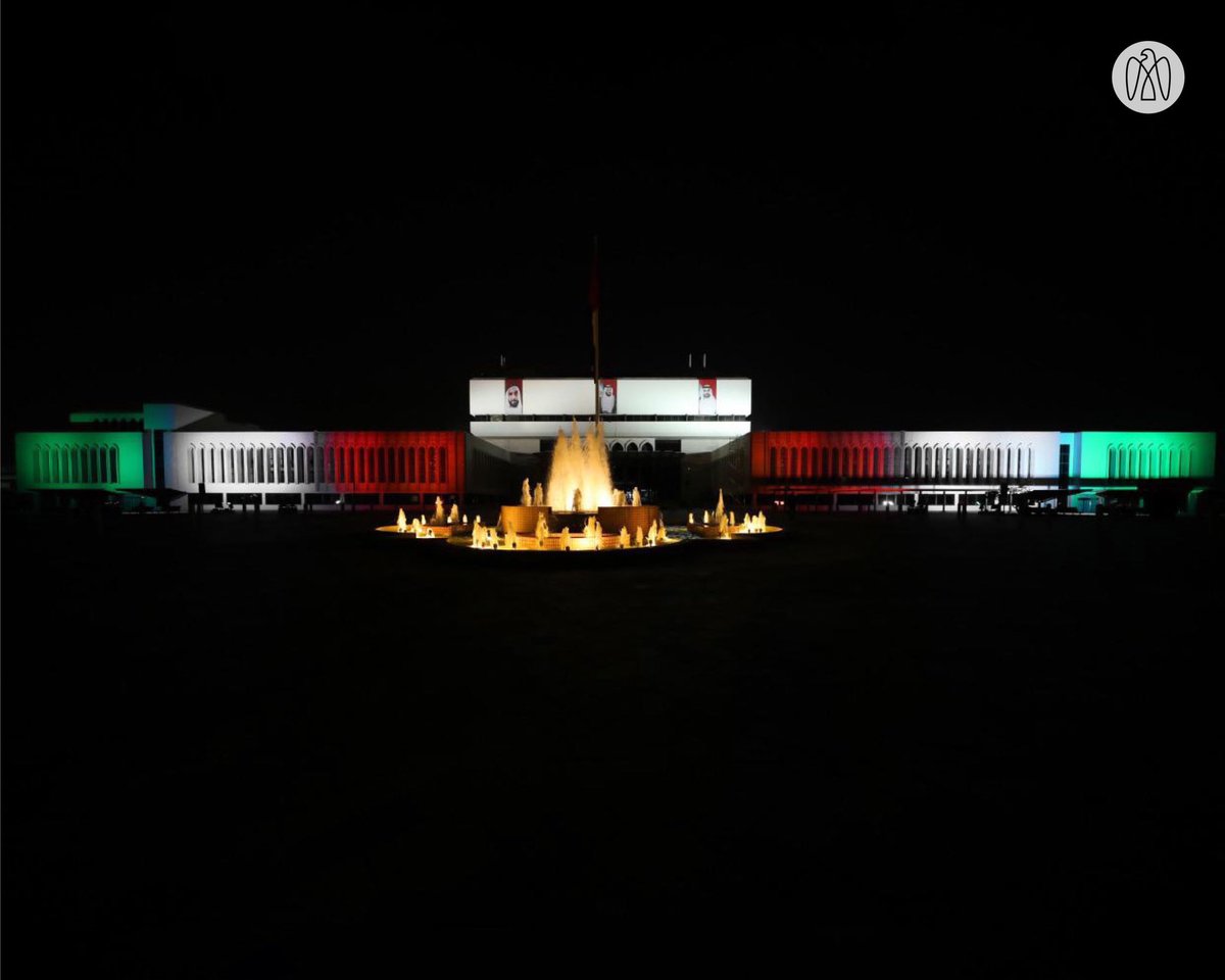 #أبوظبي تضيء أبرز معالمها بألوان العلم الهندي احتفاءً باليوم الوطني لجمهورية #الهند