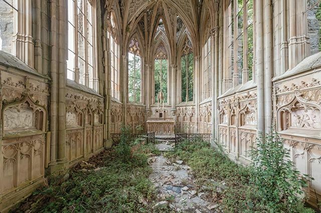 CercleMagazine's tweet photo. Luxuria series by Romain Veillon
>> @romain_veillon
#photography #ghosts #artphotography #urbex #cerclemagazine #cercleghosts #magaddict #independentmagazine #frenchmagazine #printisnotdead https://t.co/MH0cMcG5hM https://t.co/edr3oH2Tfh