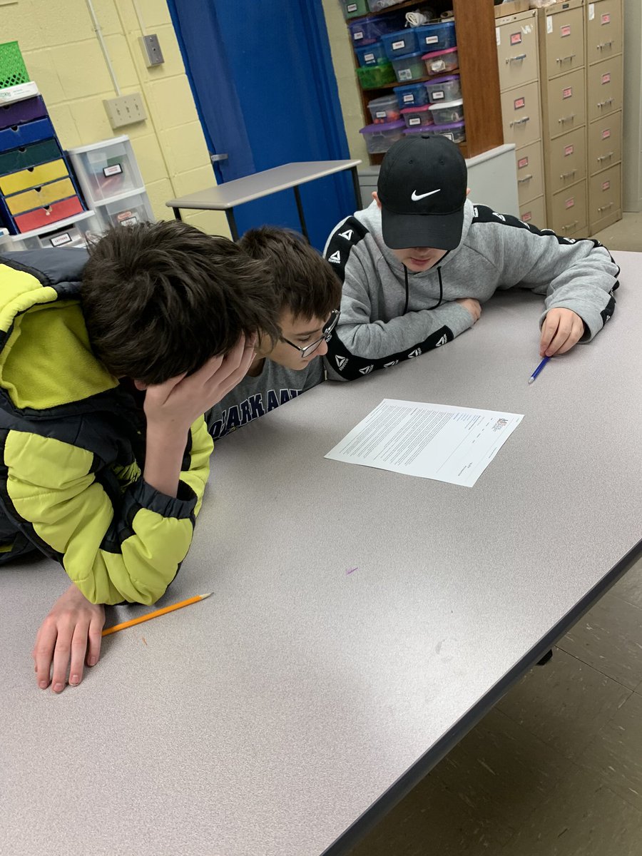 wms_lions's tweet photo. #StockMarket game in @TeachCATS at WMS today! #NWLoveLearnLead https://t.co/Z8jQkSY8d0