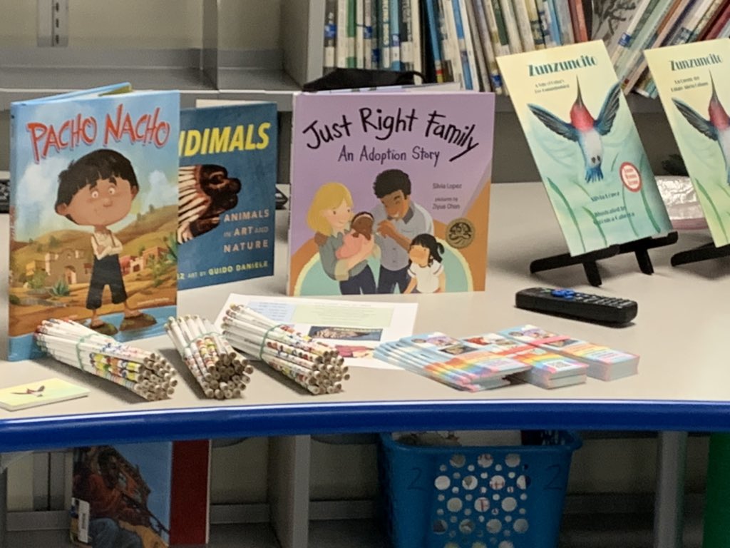medialady15's tweet photo. Florida Literacy Week kicks off with a visit by Silvia Lopez, Author Extraordinaire 📚📖 #MiamiReads 🥰 
#leadersread #readingwall 
@PerrineAcademy @MDCPSSouth https://t.co/GlfxETnL5T