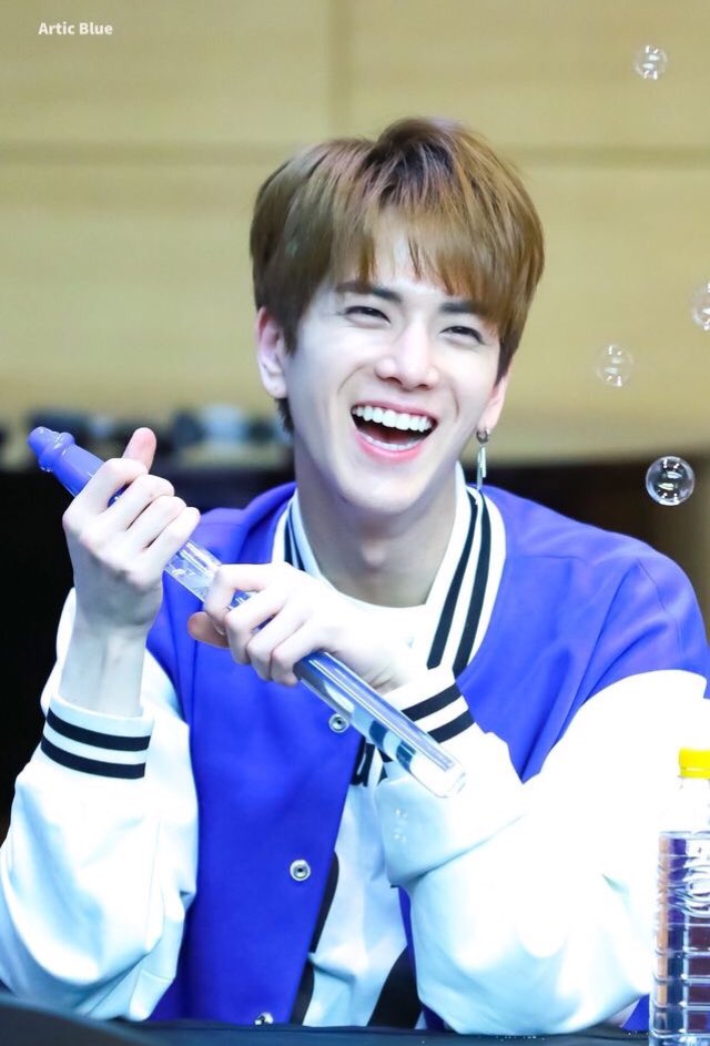 fuck it KIM YOUNGHOON as OH SEHUN: a thread