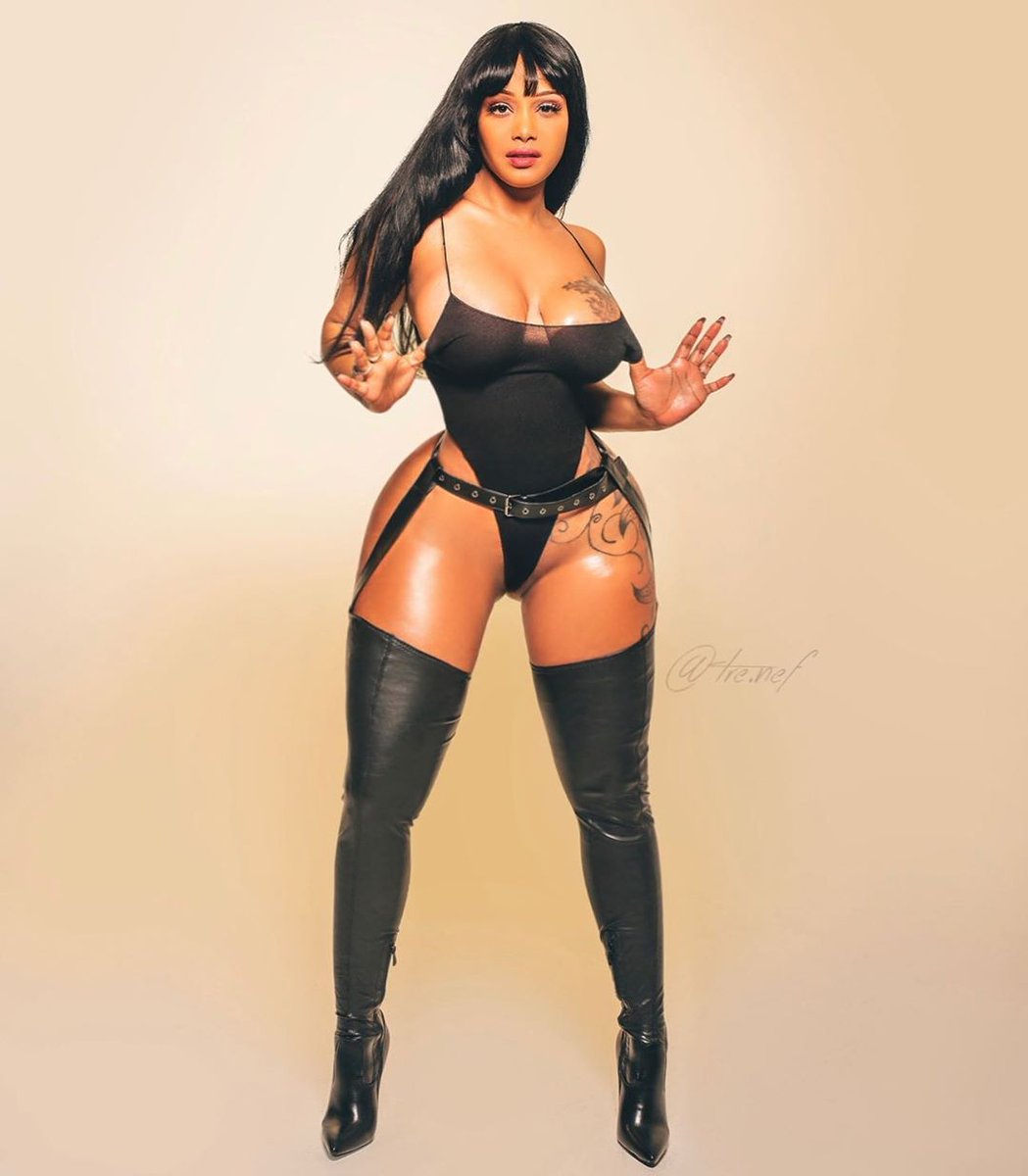 Ms_fernandes25's tweet photo. If James Bond was a woman💣🔫 https://t.co/Q3cOmuu8kw
