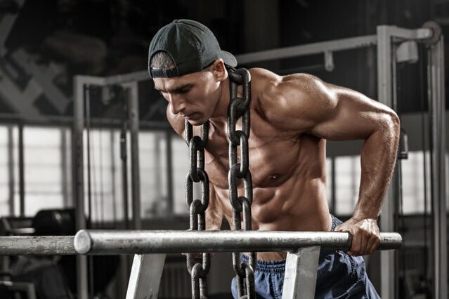 Looking to revamp your training regimen for better results in 2020? We look at 7 ways to make your workouts harder. #training #workout #muscle #bodybuilding #monday #motivation #fitness #health
.
.

Full article on our website mensfitness.co.za or hit the link in our Bio.