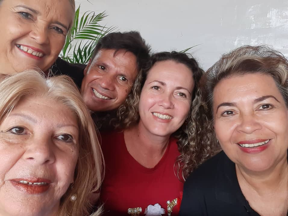 charlychaves's tweet photo. 📷📸#EnFotos || El fin de semana estuvimos de fiesta en la casa del @PSUVTachira, con la Jornada de Carnetización de los nuevos militantes del Partido Socialista Unido de Venezuela @PartidoPSUV 👏
#CarnetDelPSUV
#RumboAlCrecimientoProductivo
@NicolasMaduro @psuvaristobulo https://t.co/bPh9RQMCqg