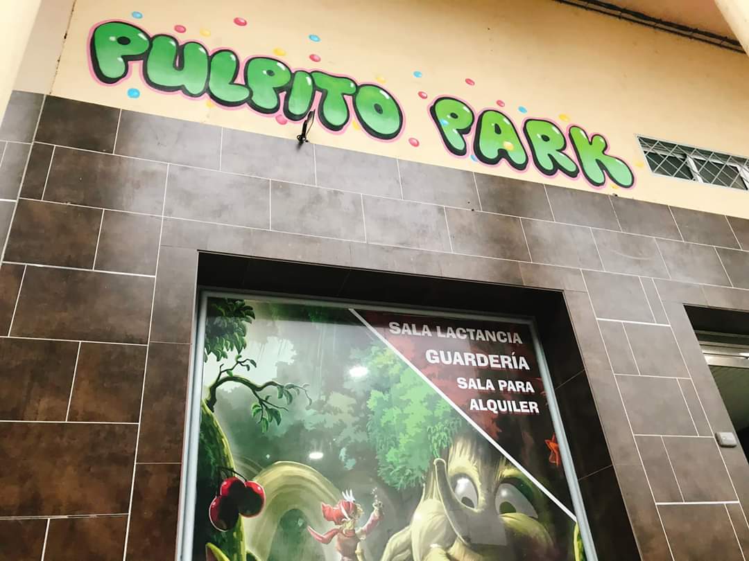 Imp_Garcilasso's tweet photo. Pulpito 🐙 se hace mayor🥳 Por lo menos ¡ha crecido un montón!🙆🏻♀️🤩
Todos los trabajos de #Garcilasso para las nuevas instalaciones de @PulpitoPark 🎈👇🏻 #Vinilos #Microperforados https://t.co/Y0n9OzJT8O