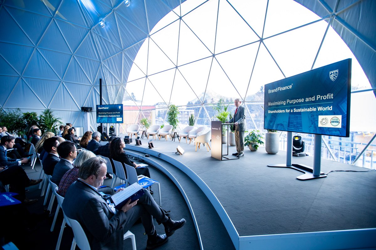 Amazon became the first company to break through the £200 billion valuation barrier, as announced at the @BrandFinance session at #wef20. 

Check out the highlights from the event, here: digitaldirections.com/why-the-strong… #business4dot0 #BFGlobal500