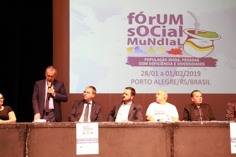 Fórum que discute a qualidade de vida da população idosa acontece em Porto Alegre.

Saiba mais: bit.ly/3aLd7P3