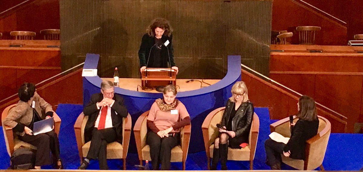 📌1 Français sur 2 pensent que la pollution de l' #air est le facteur le plus impactant sur leur #santé ! 💨 #PHQ_sante #PHQsante_environnement