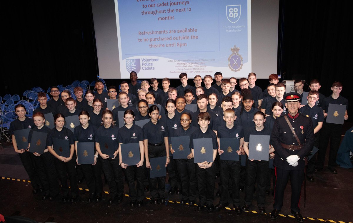 gmpolice's tweet photo. On Thursday 16 January a new in-take of GMP Volunteer Police Cadets from Tameside, Bury and Blackley attended a passing out ceremony marking the end of their basic training https://t.co/BWzyTc7tgu https://t.co/5llBvKiH2Y