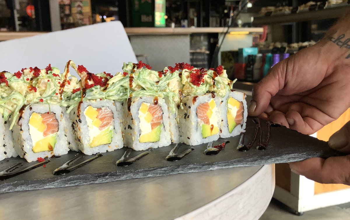 byConceptus's tweet photo. En sesión de fotos para los ganadores del Sushi Master Co 2018 y 2019. Nuestro cliente #AkashiSushi | @tuliorecomienda | #MercadeoRestaurantes https://t.co/ZjLQvduz1N