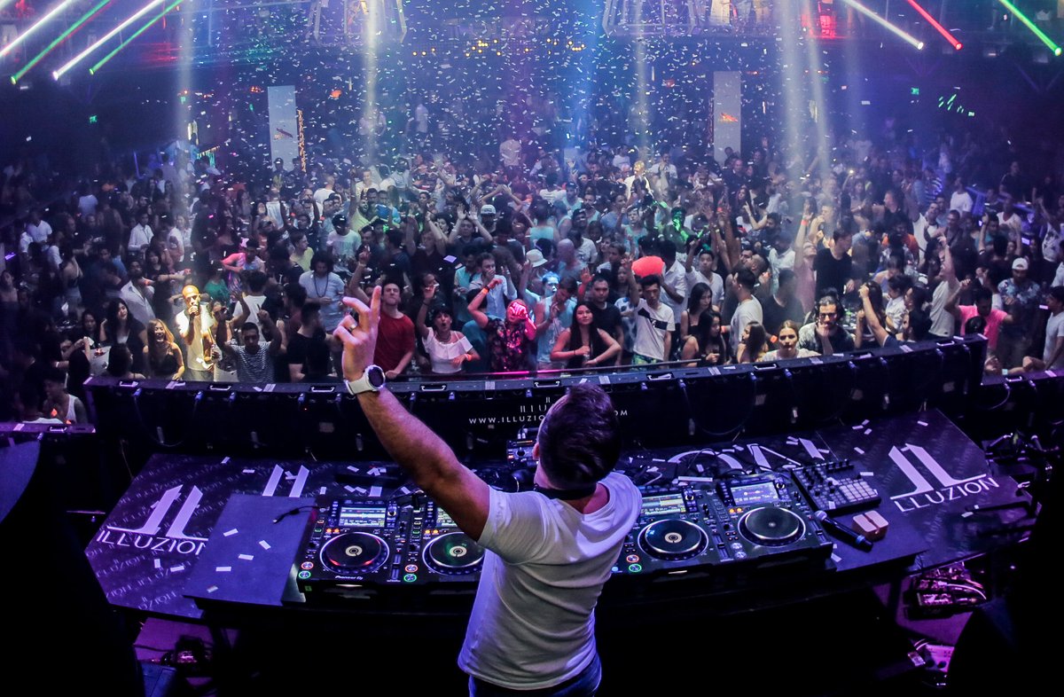 Here's one they made earlier: Presenting UK based Trance &amp; Progressive DJ/Producer duo <a href="/GXD_Music/">GXD_Music</a>.

With support from Armin van Buuren, Ferry Corsten, Markus_Schulz and many more these guys are certainly rising stars!

Check out their Vibecast website gxdmusic.com