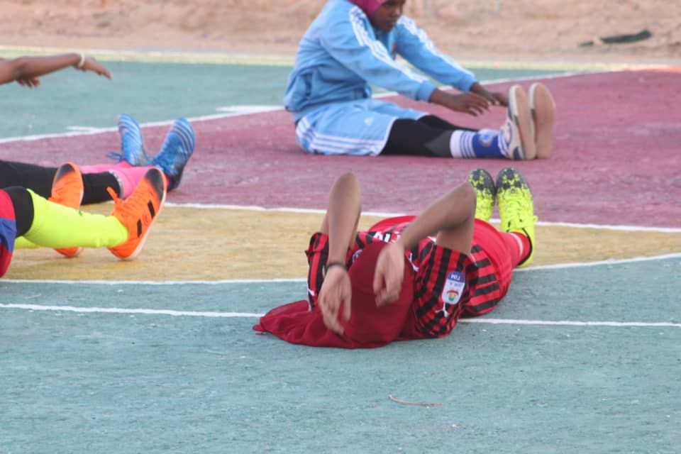 MOSYC11's tweet photo. Chairman of Benaadir Regional Youth Association @makaraan20 encouraged the #Golden_Stars_Centre, chairman of Youth @makaraan20 has divided tools of sports for Golden Stars Team, finally it makes true their vision and initiatives.
#womenempowerment
#MakeChange
#MOSYC https://t.co/5h8tSMCGAD