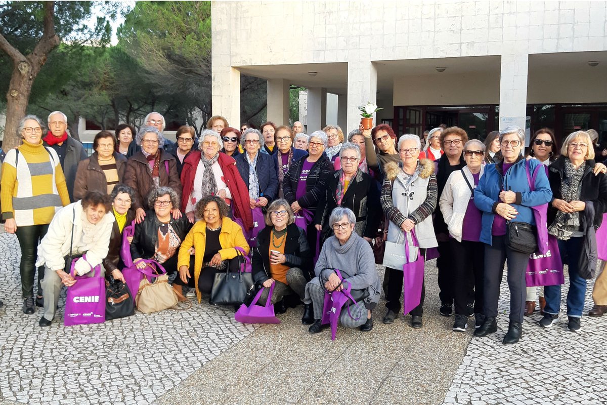CamaraOlhao's tweet photo. Município leva seniores às Jornadas de Envelhecimento Saudável: https://t.co/cdqcNzoZ5S
#olhao https://t.co/qrOisi5qCE