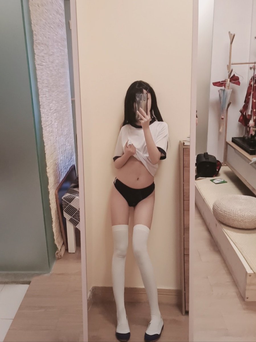 #二次元 #大腿袜 #吊带袜 #私房 #腿控 #足控 #臀部 #胸部 #绝对领域 #福利姬 #国产 #欧美 #日韩 #成人 #r18 #黑丝 #网袜 #裸足 #屁股 #淫纹 #丁字裤 #白领 #ol #职业装 #制服

记得按时上班

抄送:@bakafrosv @fuli_shot @TIGERMKIII https://t.co/C0gDHxrWlE https://t.co/57pErZWYfg https://t.co/TzCge5iBVW